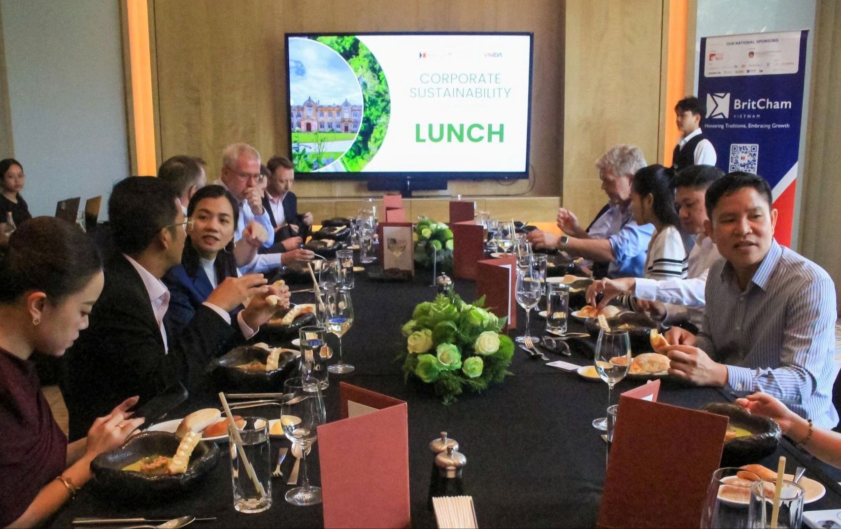 Phát triển bền vững của doanh nghiệp trong bối cảnh toàn cầu